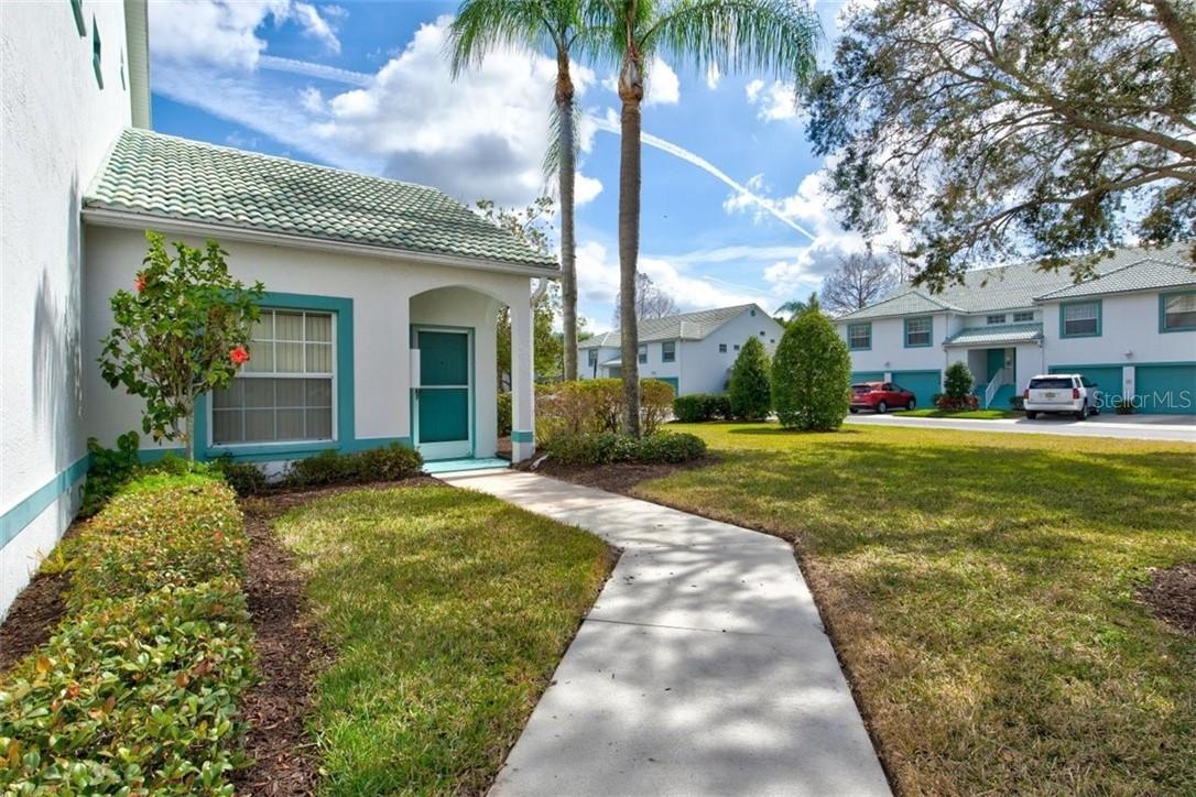 6578 Fairway Gardens Dr., Bradenton, FL 34203