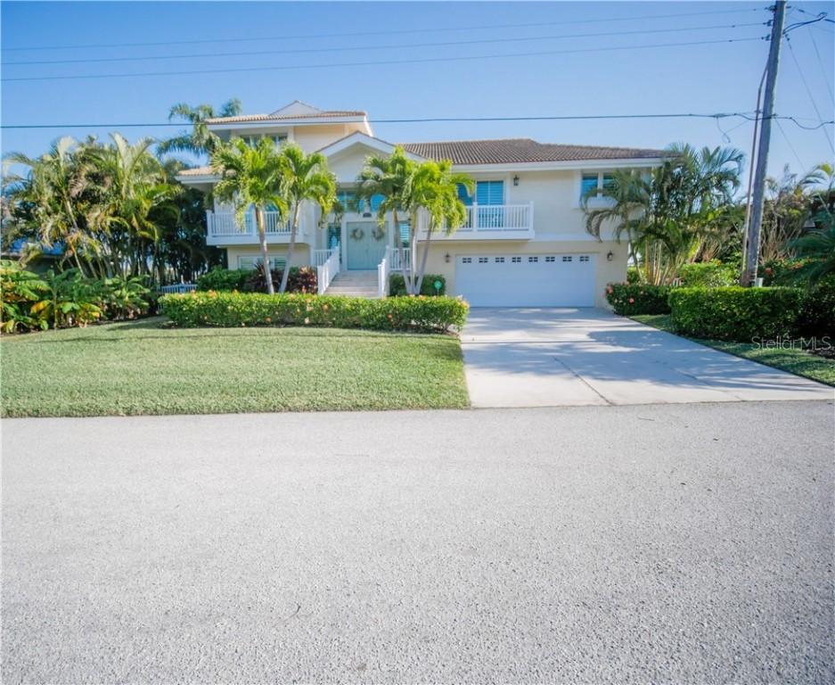 8317 Marina Ct., Holmes Beach, FL 34217