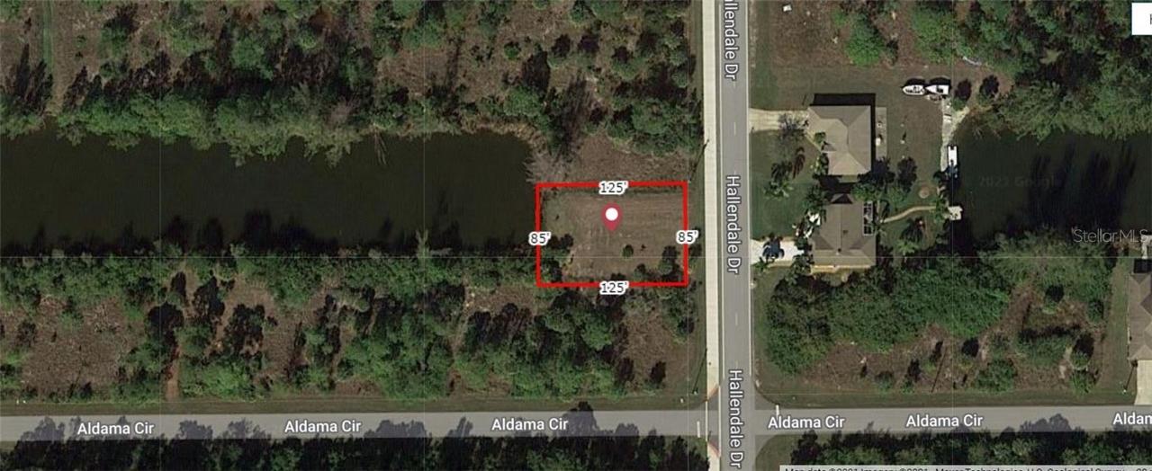 10093 Hallendale Dr., Port Charlotte, FL 33981