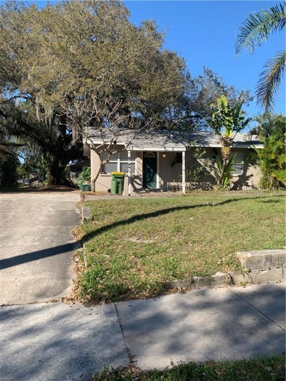 2055 7th St., Sarasota, FL 34237