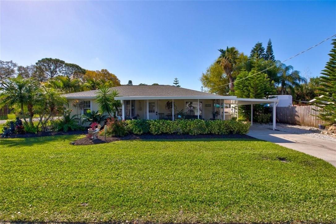 2144 Hively St., Sarasota, FL 34231