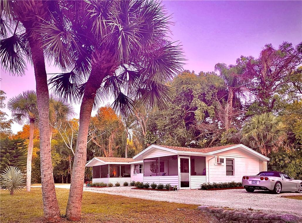 245 Pineapple St., Englewood, FL 34223