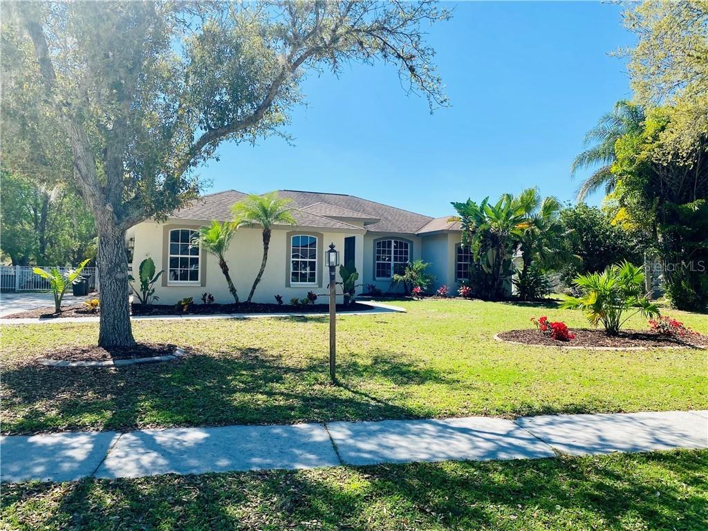15132 3rd Dr., Bradenton, FL 34212