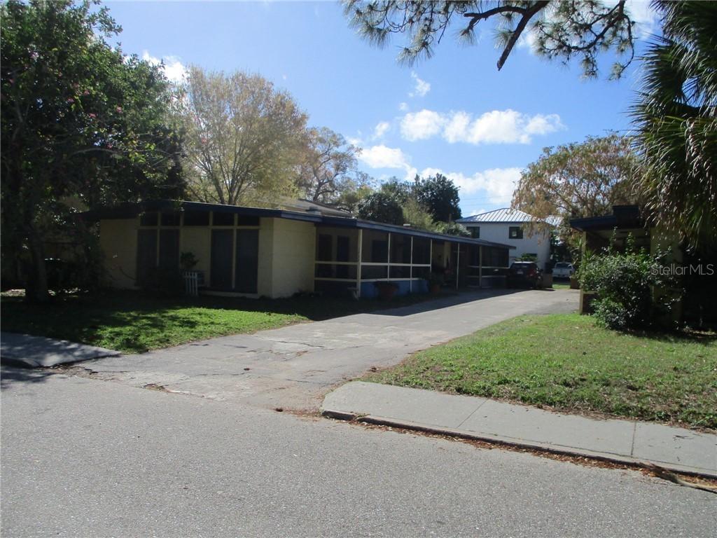 1744 8th St., Sarasota, FL 34236