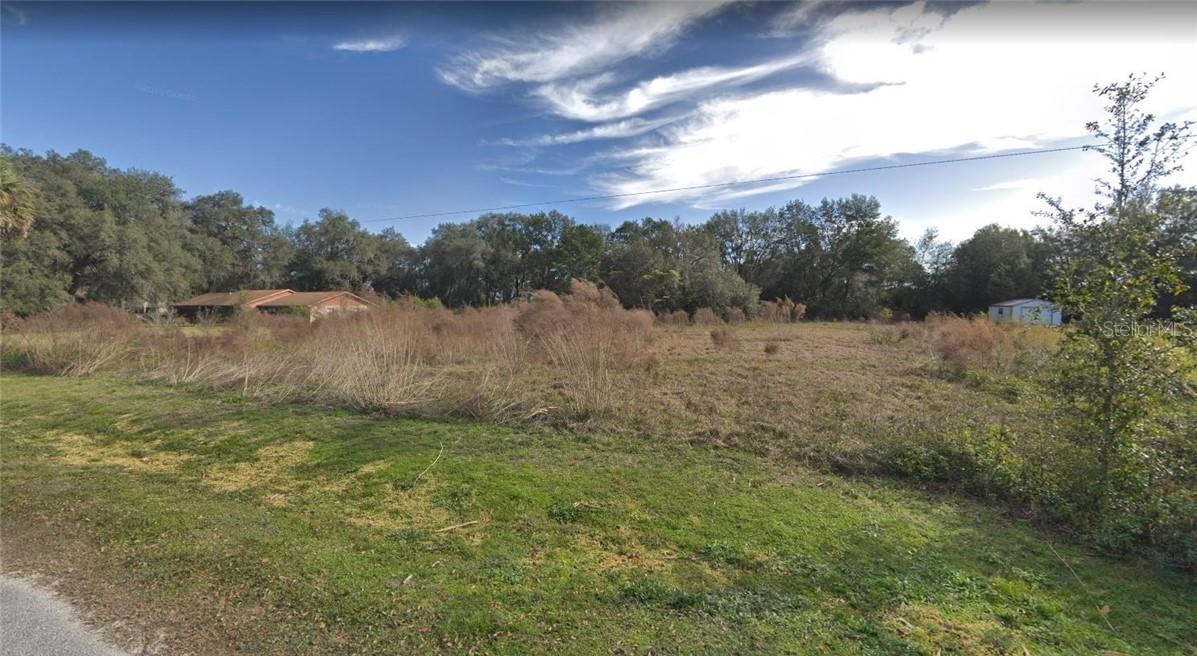 12508 Green Oak Lane, Dade City, FL 33525