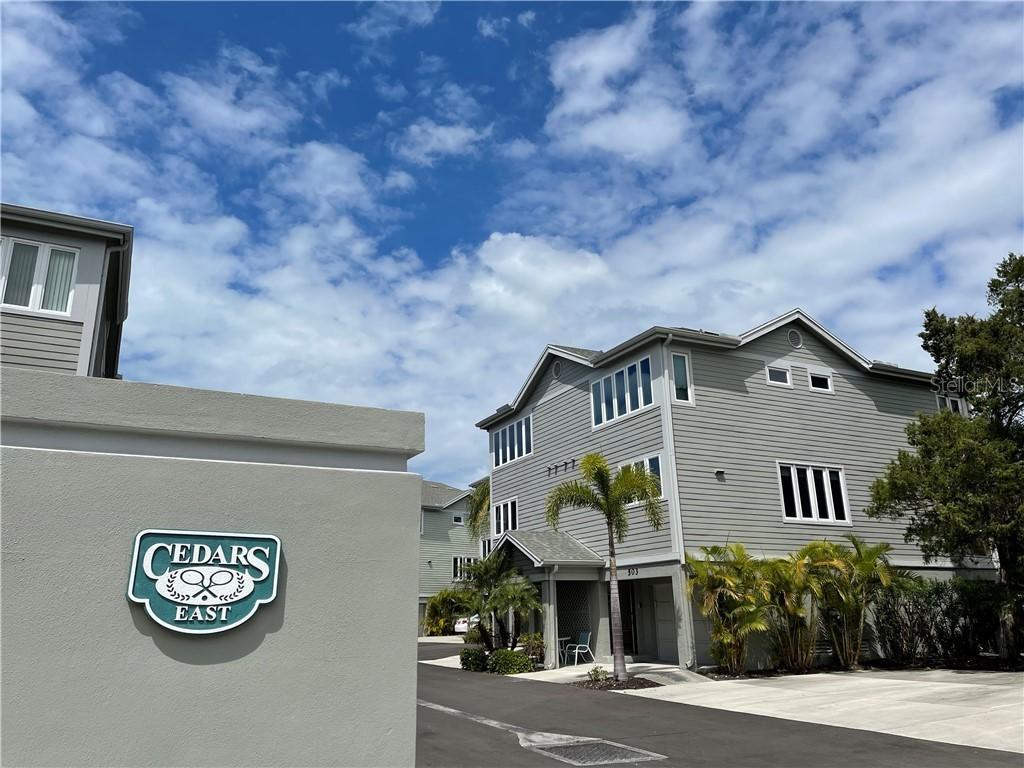 503 Forest Way, Longboat Key, FL 34228