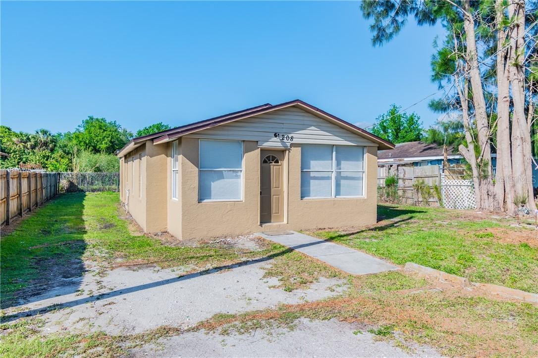 208 30th St., Palmetto, FL 34221