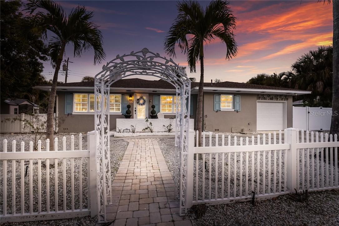 213 76th St., Holmes Beach, FL 34217