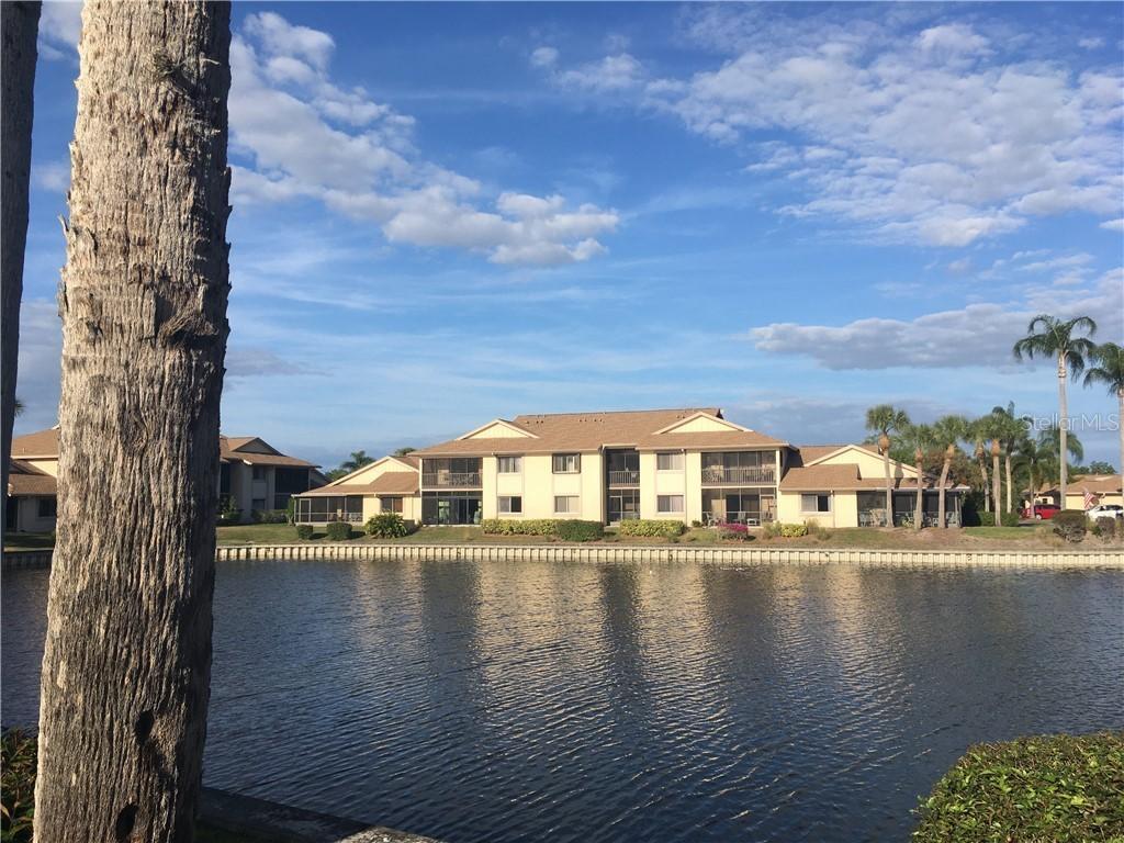 2206 Parklake Point #F-3, Venice, FL 34293