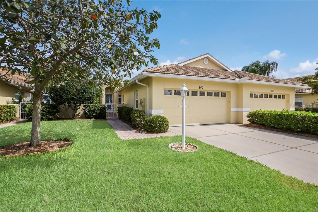 242 Vista Del Lago Way, Venice, FL 34292