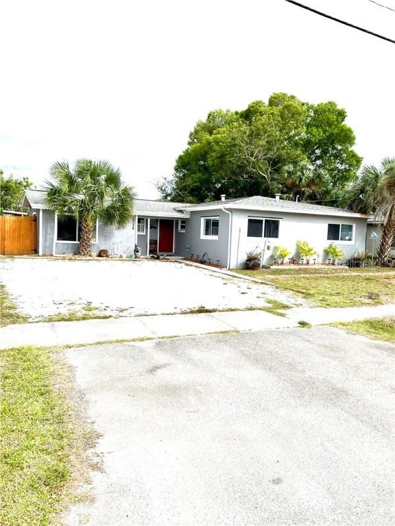 6038 Pan American Blvd., North Port, FL 34287