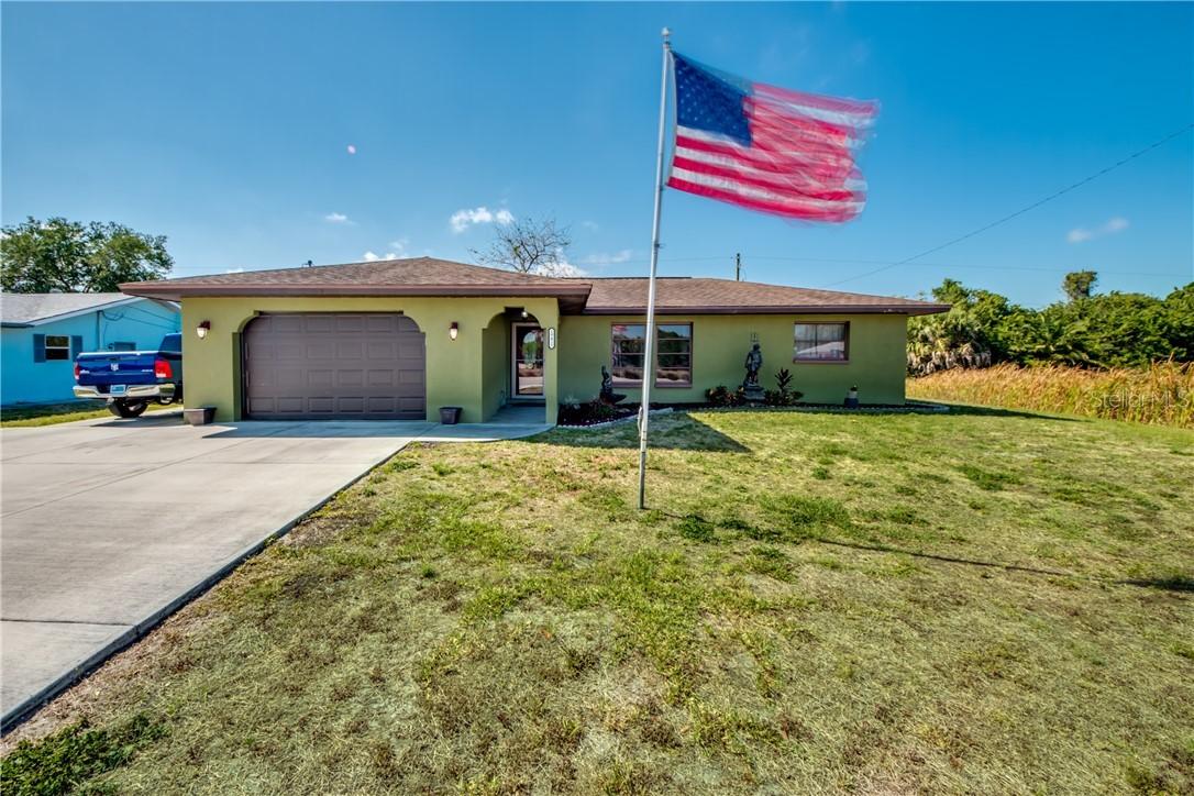 19415 Edgewater Dr., Port Charlotte, FL 33948