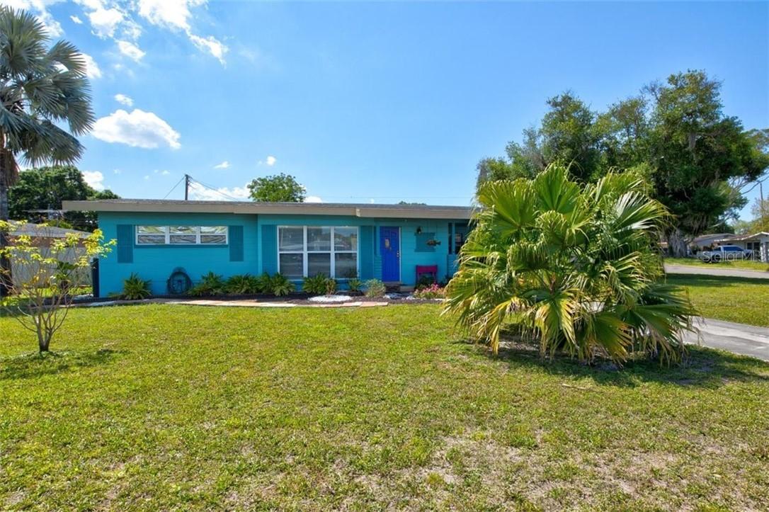 1801 32nd St., Bradenton, FL 34205