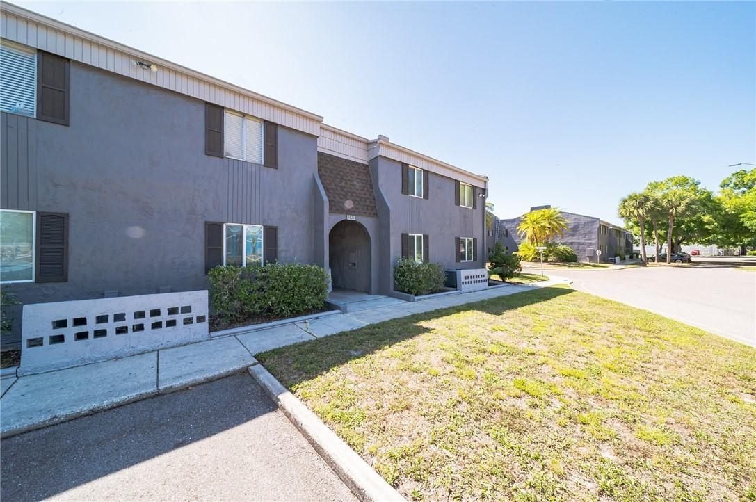 3820 Cortez Dr. #D, Tampa, FL 33614