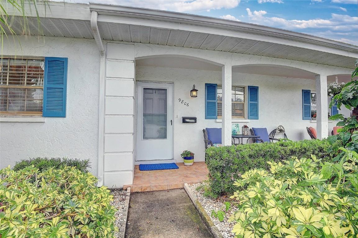 9806 Dorado Ave., Bradenton, FL 34210