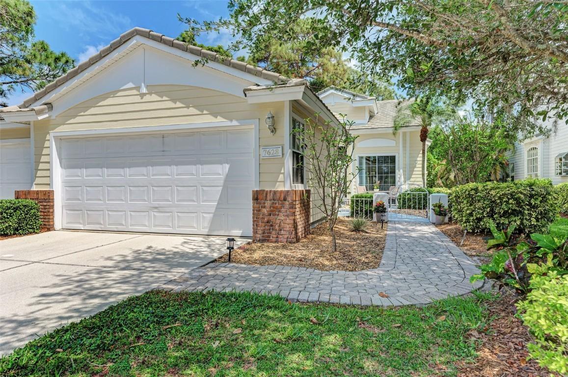 7628 Whitebridge Glen, University Park, FL 34201