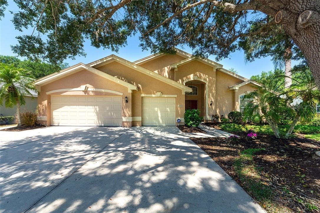 10334 Palmbrooke Ter., Lakewood Ranch, FL 34202