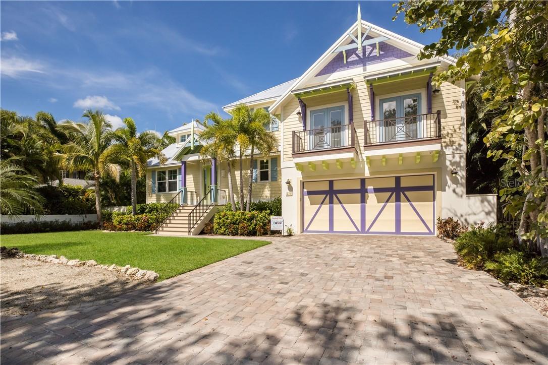 210 75th St., Holmes Beach, FL 34217