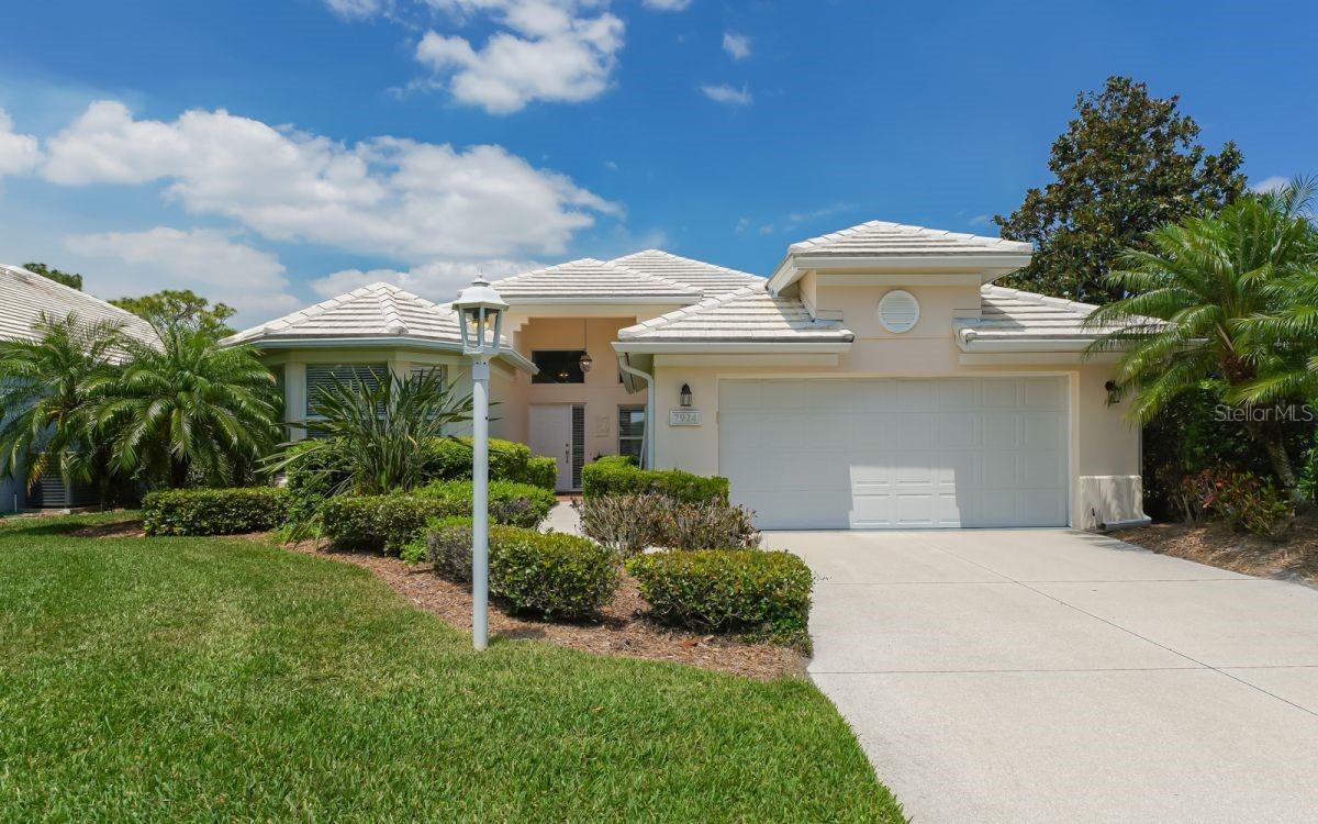 7924 Hampton Ct., University Park, FL 34201