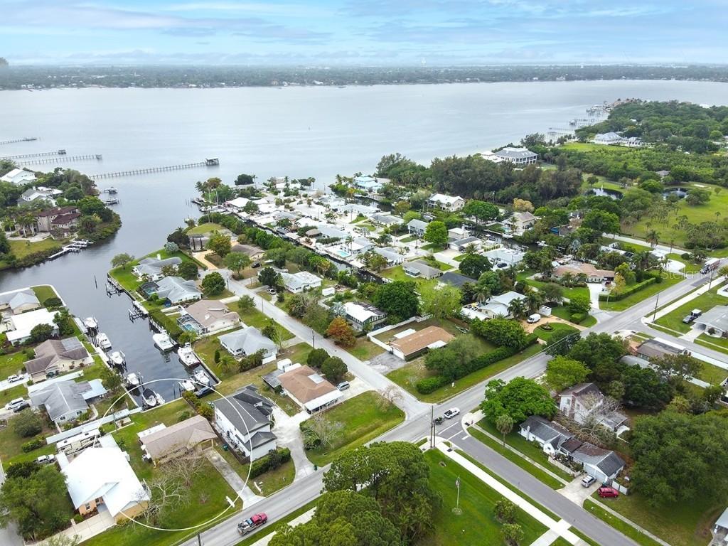 2307 10th St., Palmetto, FL 34221