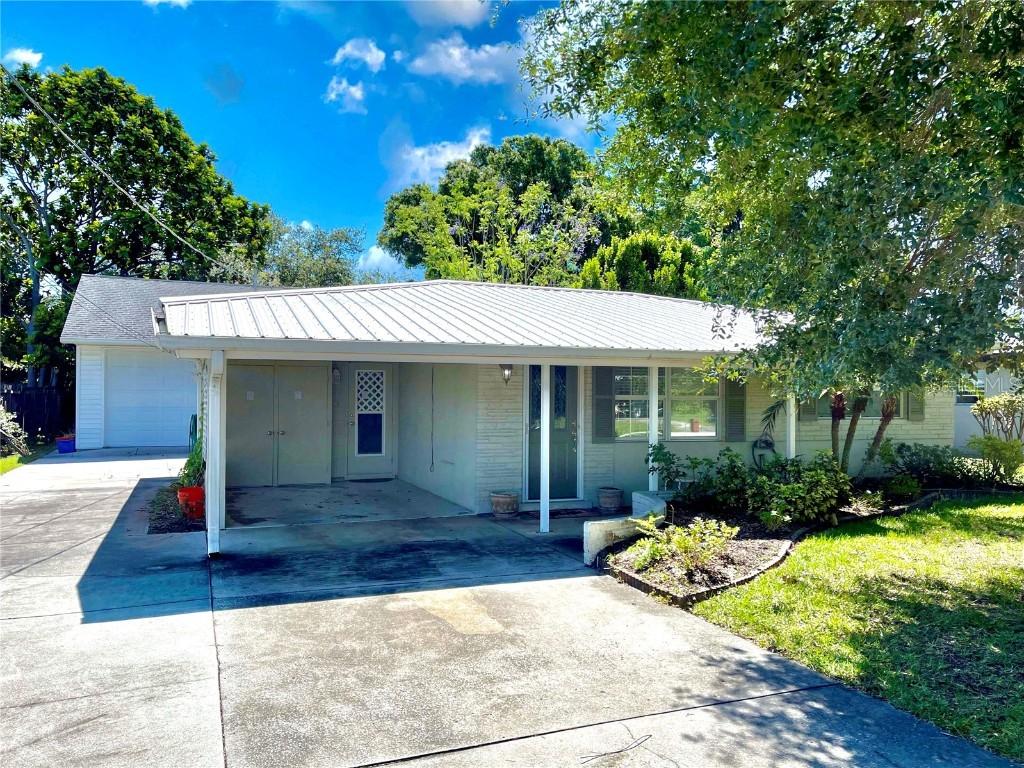 3427 Cambridge Dr., Sarasota, FL 34232