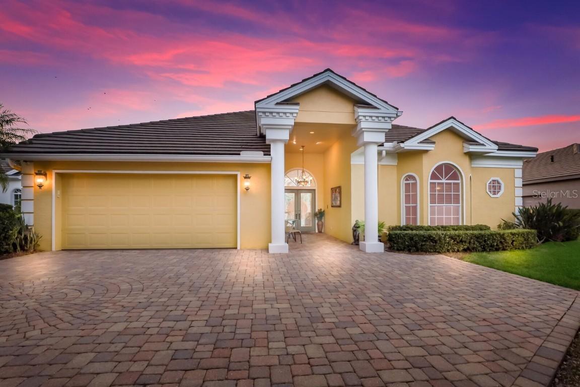 7853 Wilton Crescent Circle, University Park, FL 34201