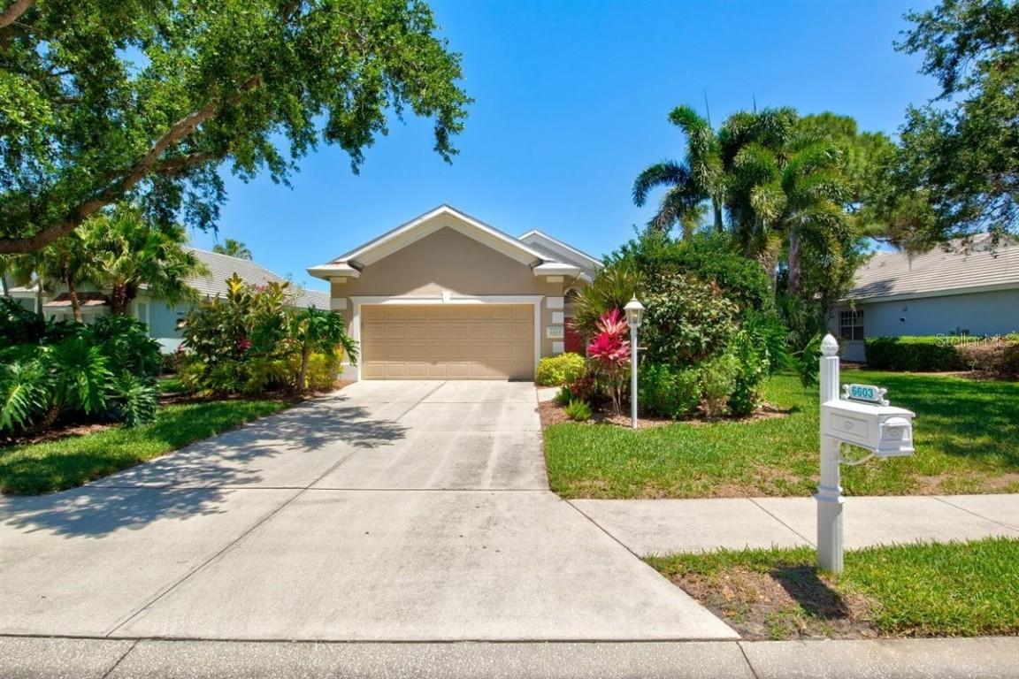 6603 Virginia Crossing, University Park, FL 34201