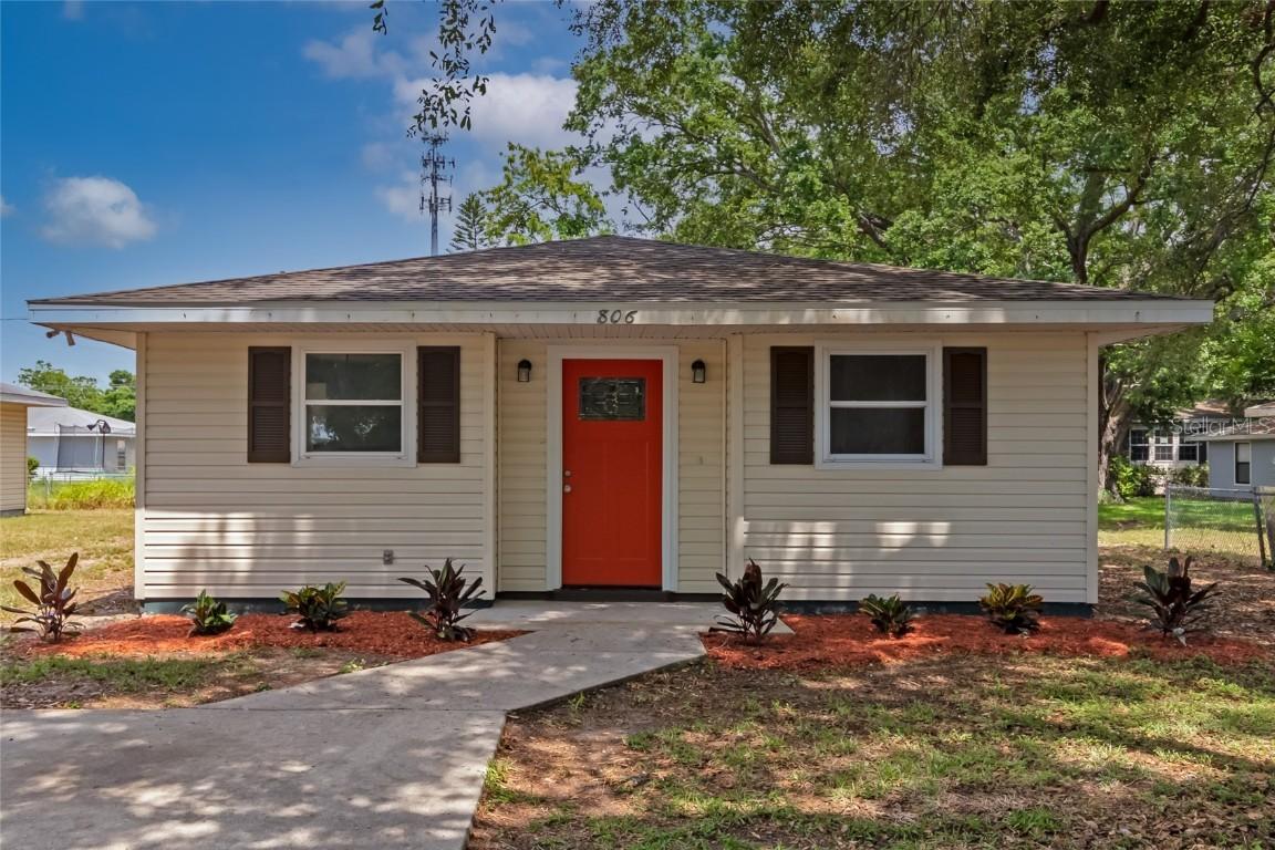 806 4th Ave., Palmetto, FL 34221