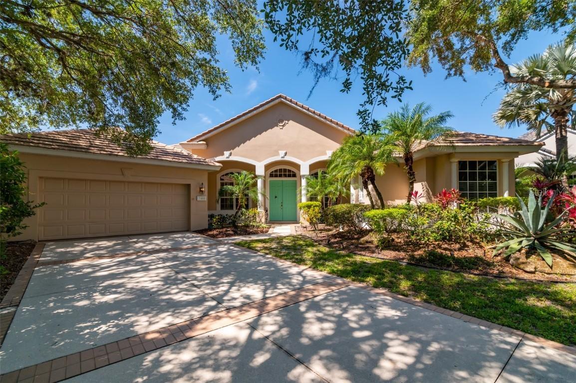 7408 Eaton Court, University Park, FL 34201