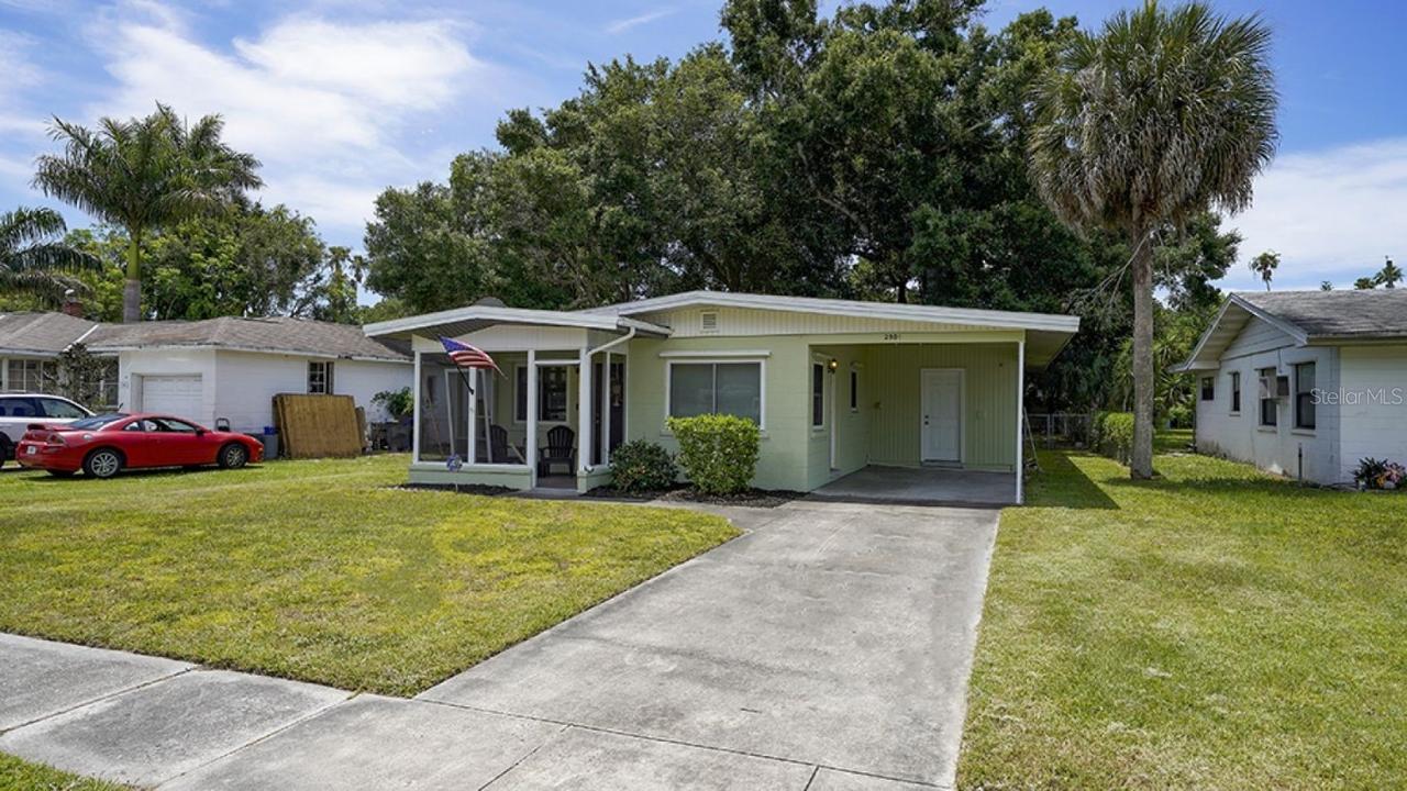 2501 17th Ave., Bradenton, FL 34205