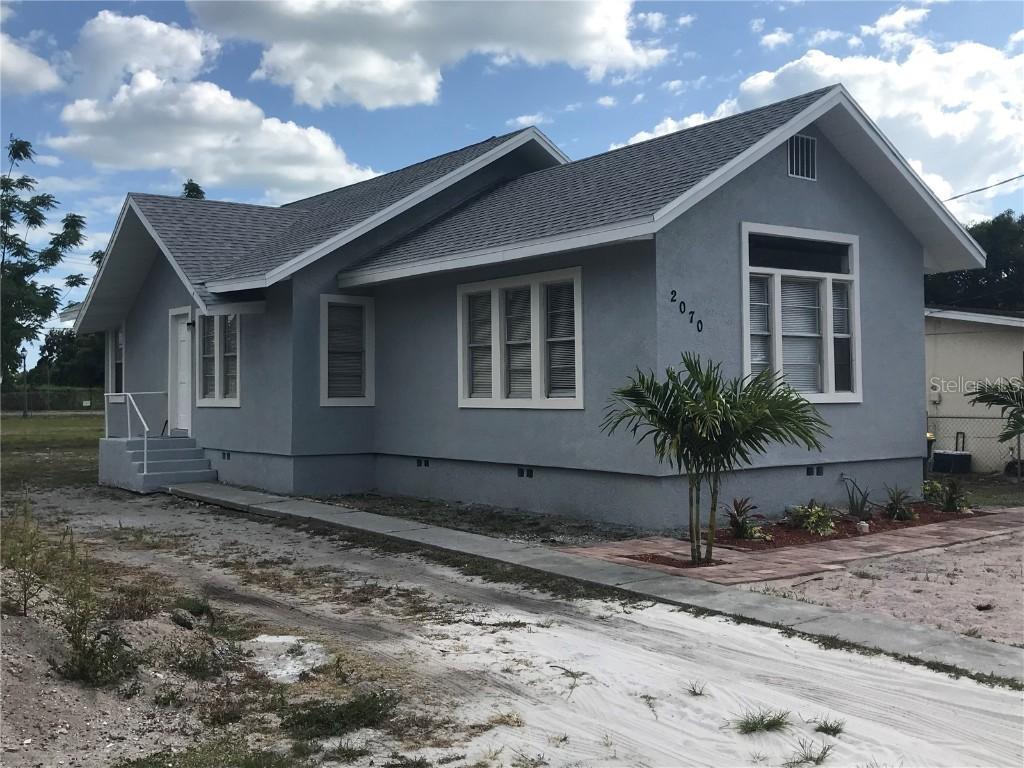 2070 28th St., Sarasota, FL 34234