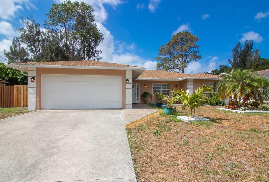 4500 Galway Dr., Sarasota, FL 34232