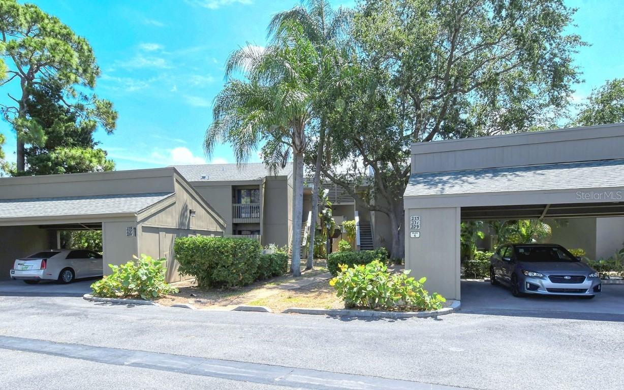 233 Woodland Dr., Osprey, FL 34229