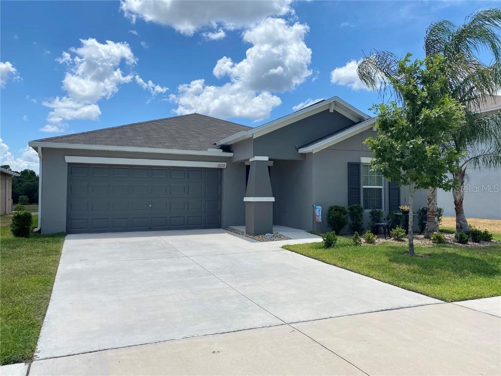 17122 White Mangrove Dr., Wimauma, FL 33598