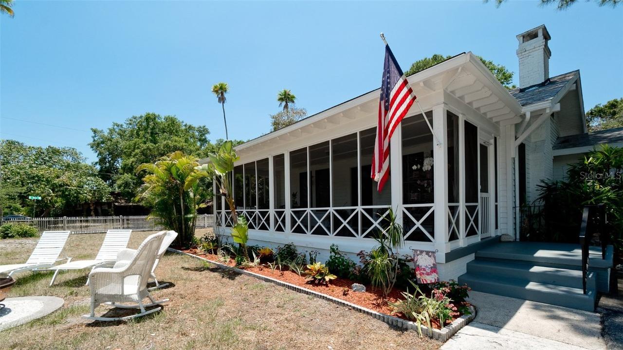 520 27th St., Bradenton, FL 34205
