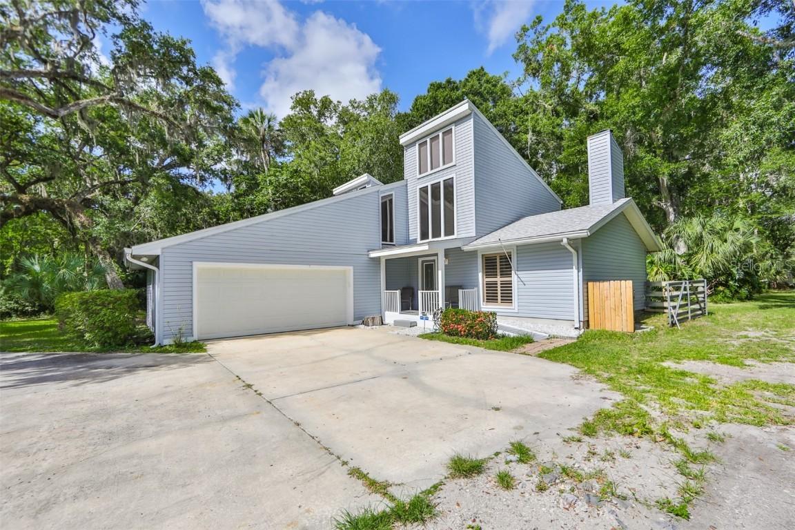 3404 62nd St., Bradenton, FL 34208