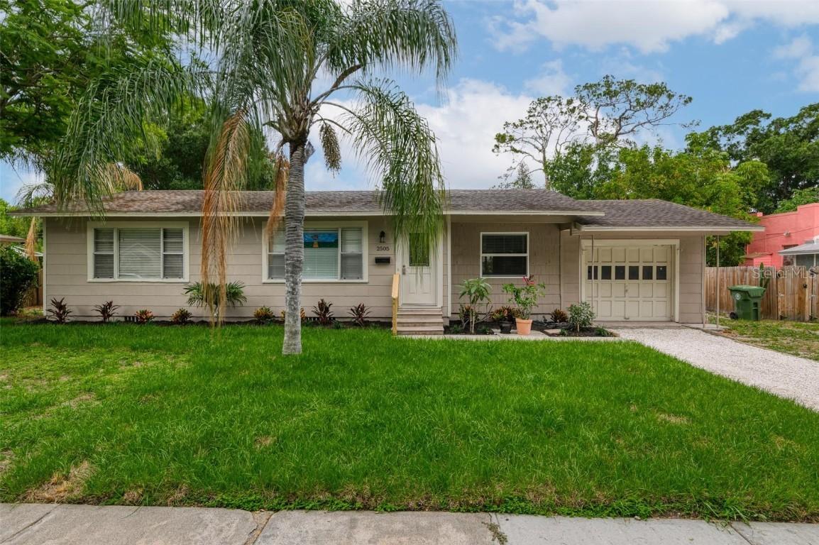2505 13th Ave., Bradenton, FL 34205