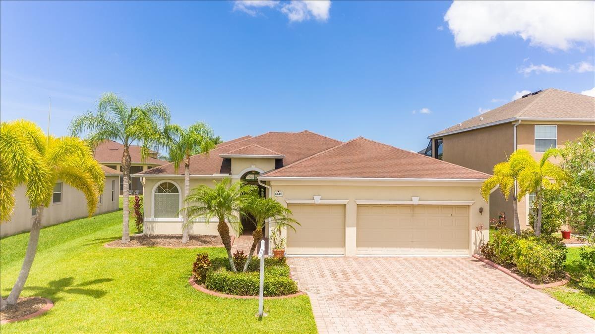 6618 38th St., Sarasota, FL 34243