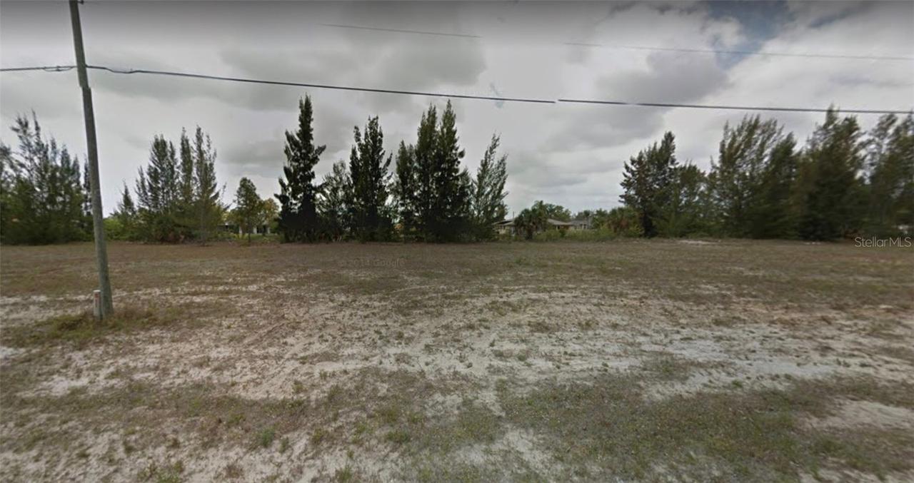 1014 SW 36th Ter., Cape Coral, FL 33914