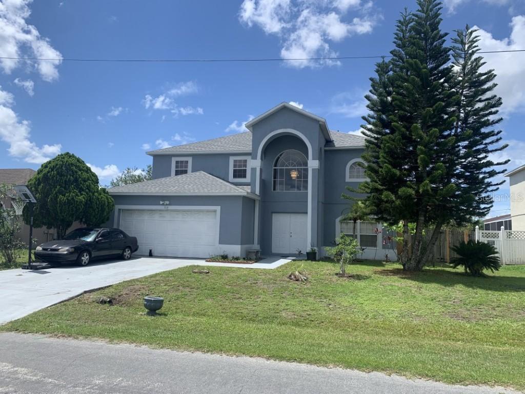 318 Alegriano Ct., Kissimmee, FL 34758