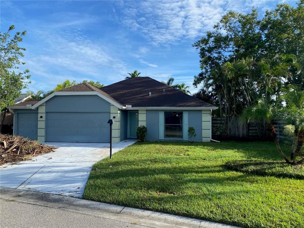 3558 65th Avenue Cir., Sarasota, FL 34243