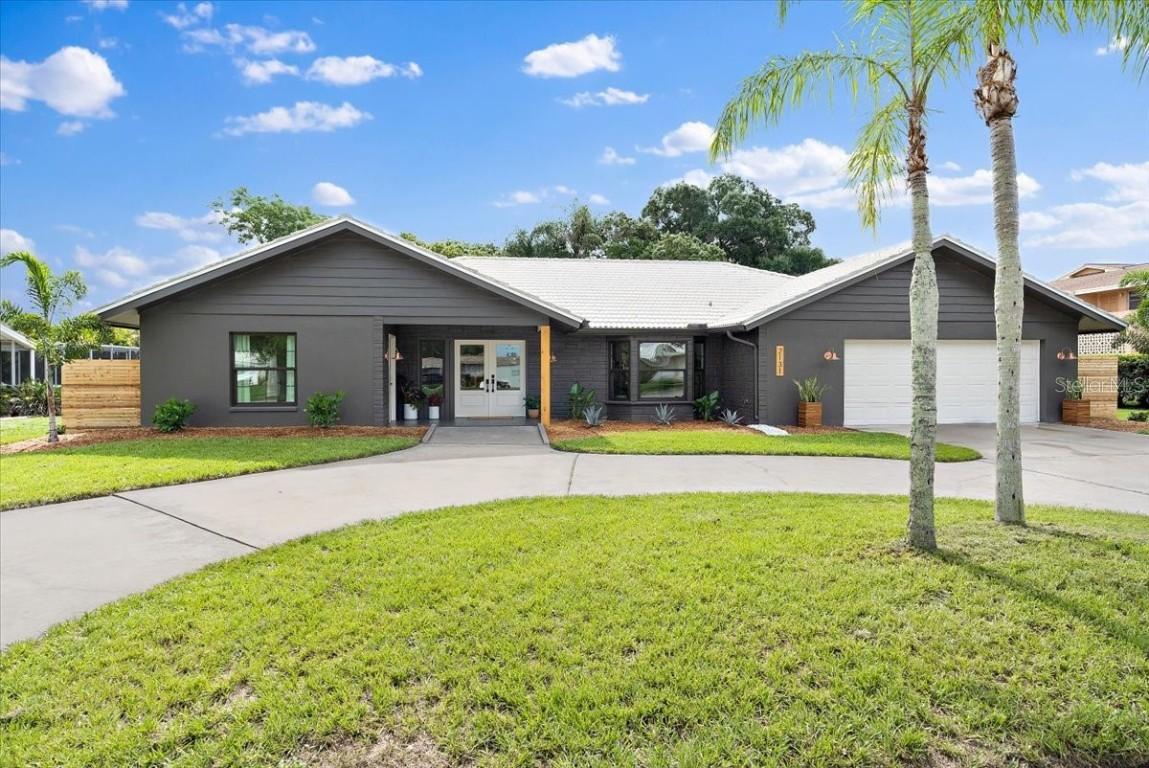 2131 Beneva Rd., Sarasota, FL 34232