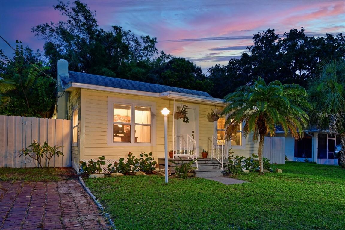 907 18th Ave., Palmetto, FL 34221