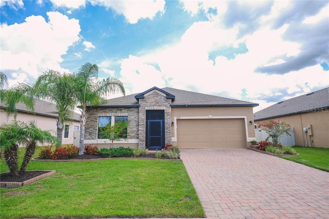 7526 39th Ave., Palmetto, FL 34221