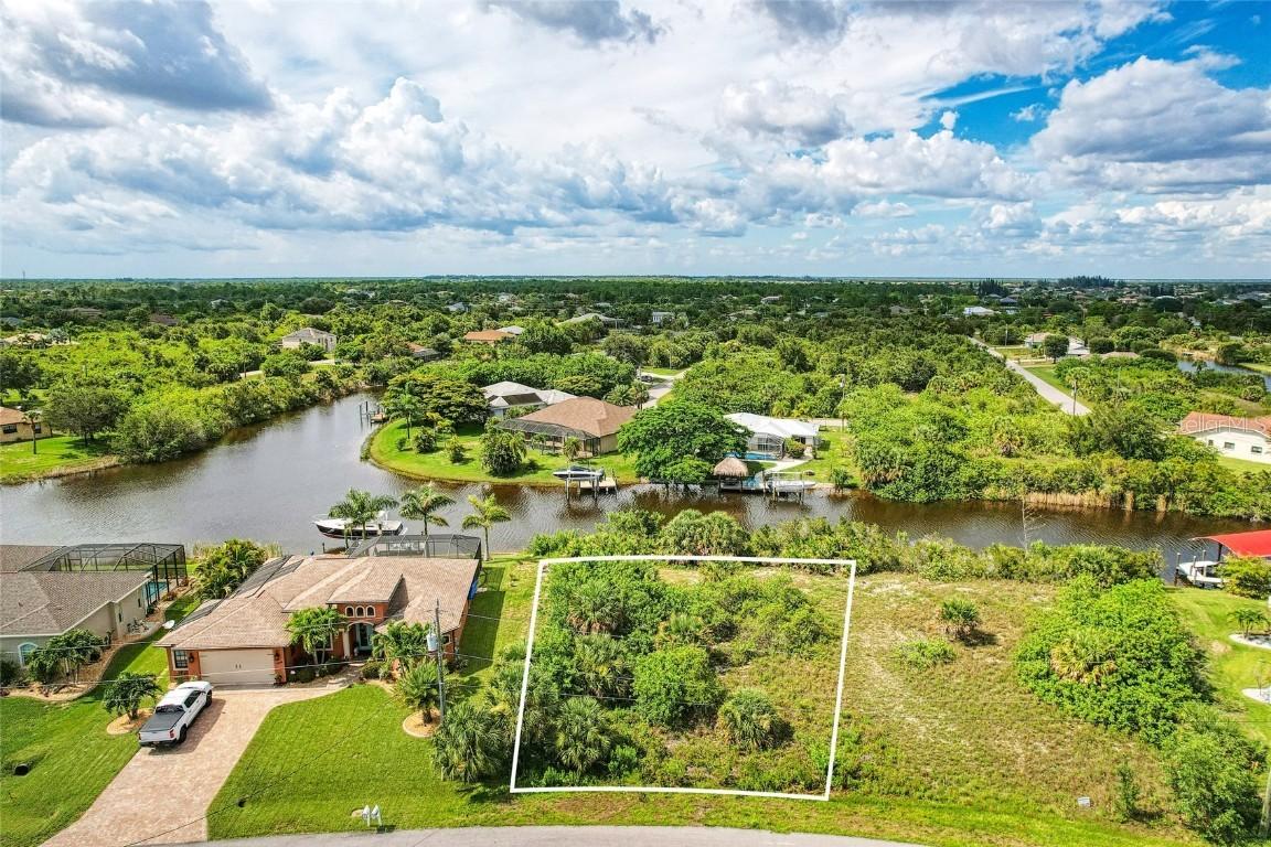 9364 Nastrand Cir., Port Charlotte, FL 33981