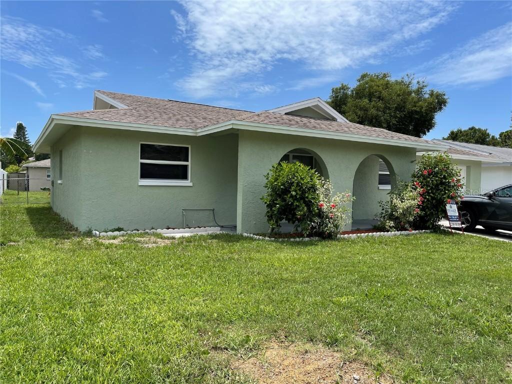 7214 61st Ave., St Petersburg, FL 33709