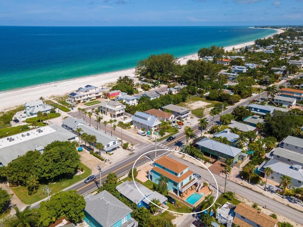 2719 Gulf Dr., Holmes Beach, FL 34217