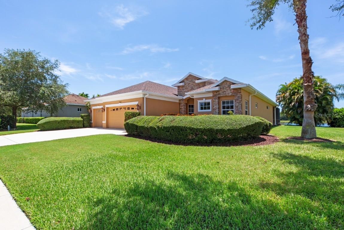 12011 Aster Ave., Bradenton, FL 34212