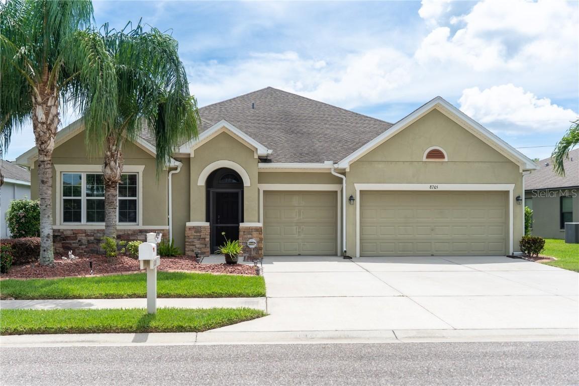 8705 Amen Corner Pl., Palmetto, FL 34221