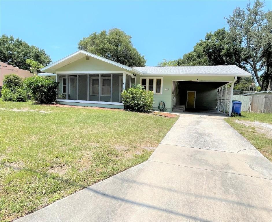 2510 11th Ave., Bradenton, FL 34205